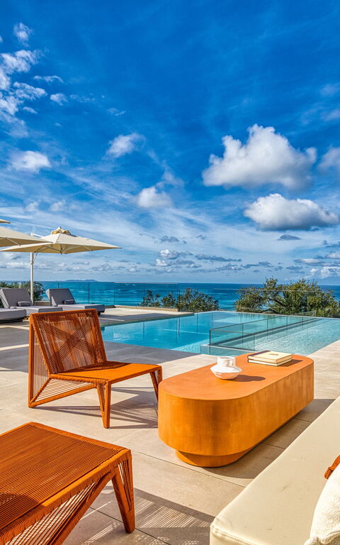 Villa Dominante: Exteriör, slå samman, Utomhus, Visningar