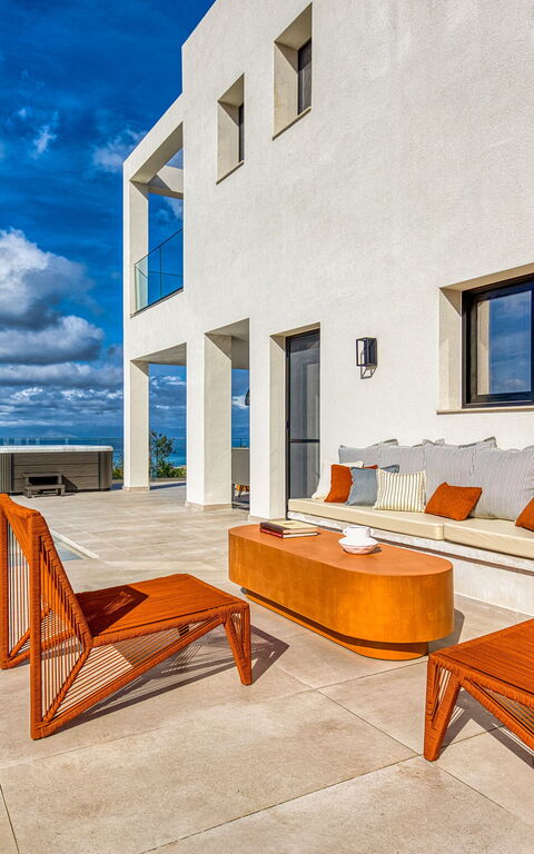 Villa Dominante: Exteriör, slå samman, Utomhus, Visningar