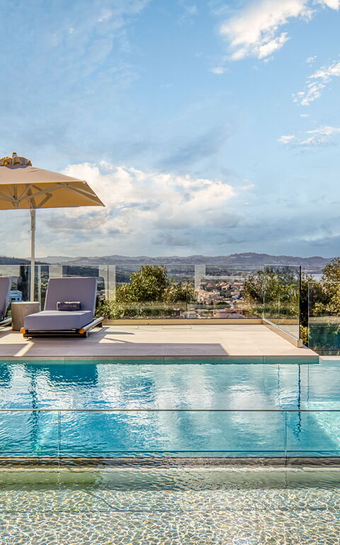 Villa Dominante: Exteriör, slå samman, Utomhus, Visningar