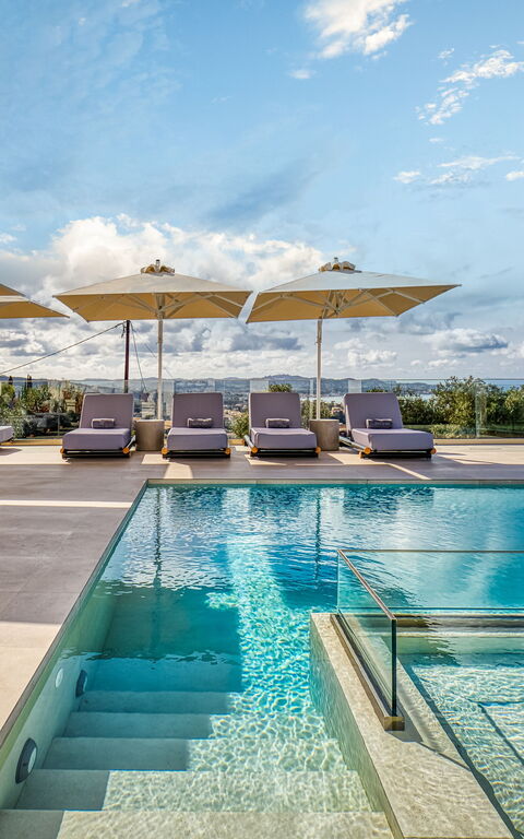 Villa Dominante: Exteriör, slå samman, Utomhus, Visningar