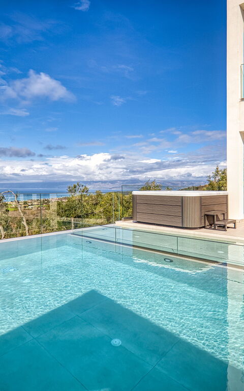 Villa Dominante: Exteriör, slå samman, Utomhus, Visningar