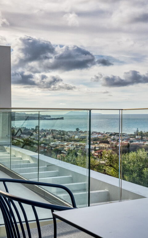 Villa Dominante: Balkong / terrass / uteplats, Exteriör, Utomhus, Visningar