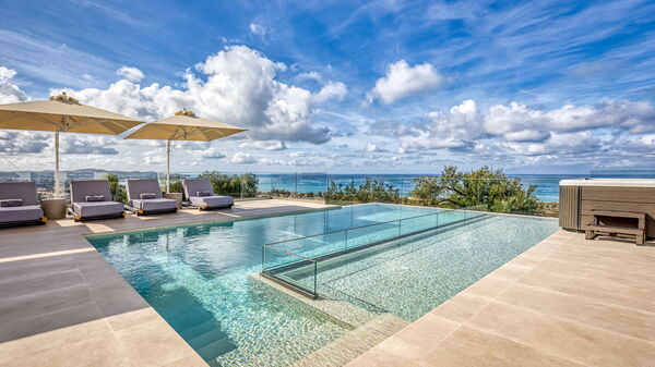 Villa Dominante: Exteriör, slå samman, Utomhus, Visningar