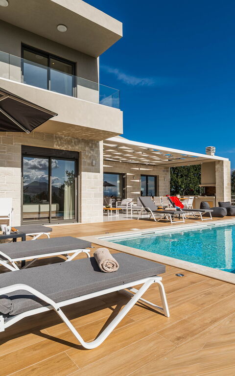 Villa Orientem Bis: Exteriör, slå samman, Utomhus