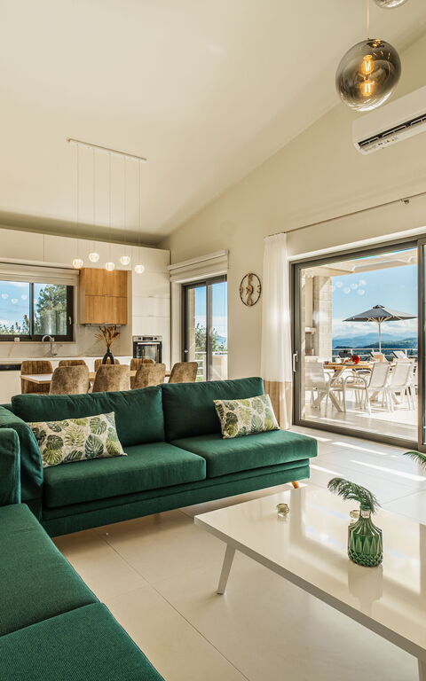 Villa Orientem Bis: Kök, Lunchrum, Vardagsrum