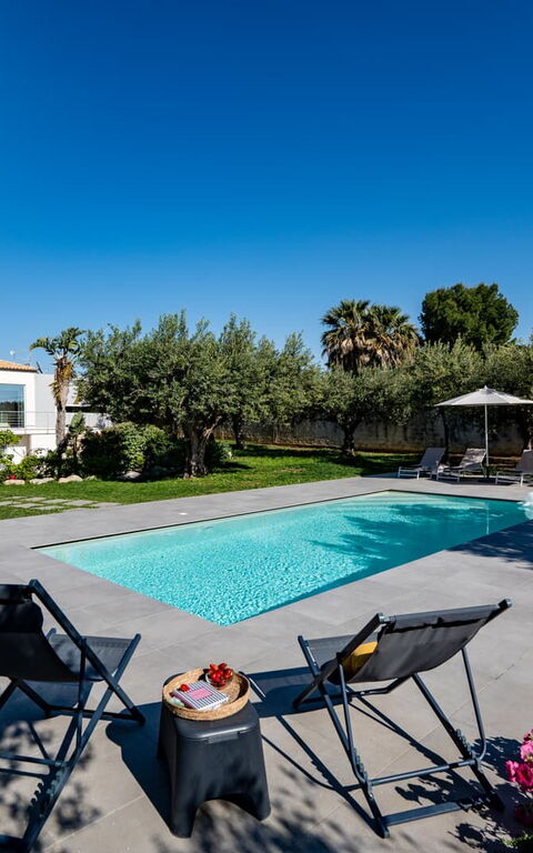 Villa Virginia: Exteriör, slå samman, Utomhus