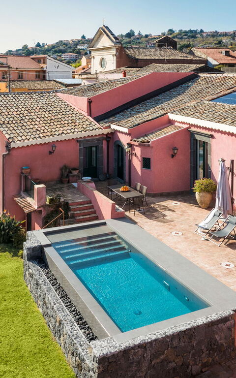 Micanera House: Exteriör, slå samman, Trädgård, Utomhus