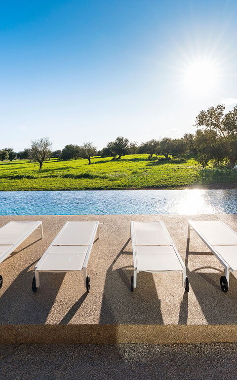 Villa Ninetta: Exteriör, slå samman, Utomhus, Visningar