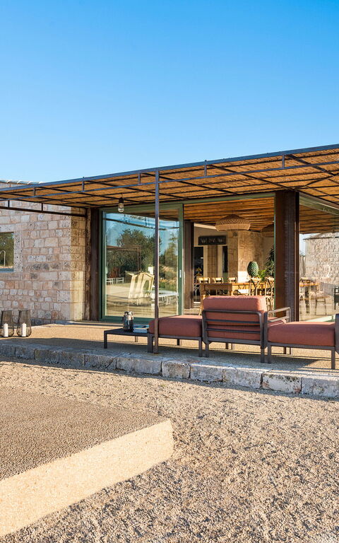 Villa Ninetta: Exteriör, Utomhus