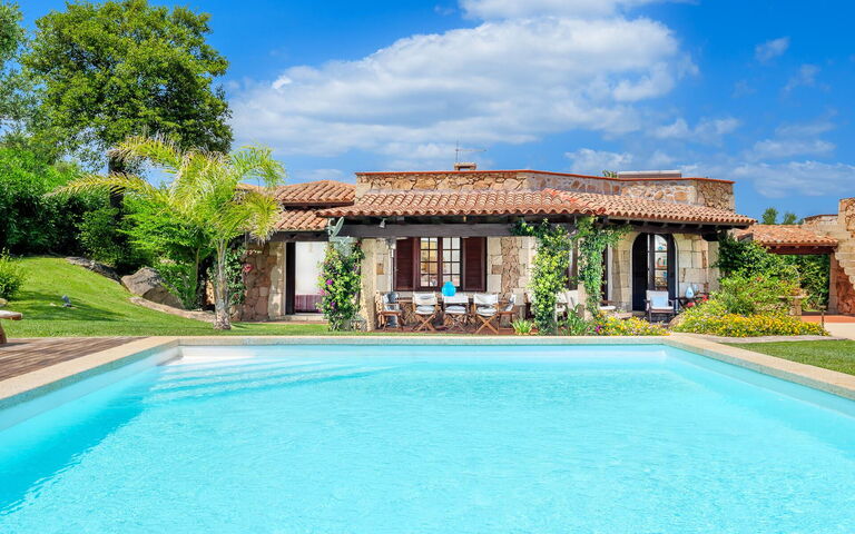 Villa Silenis: Exteriör, slå samman, Utomhus