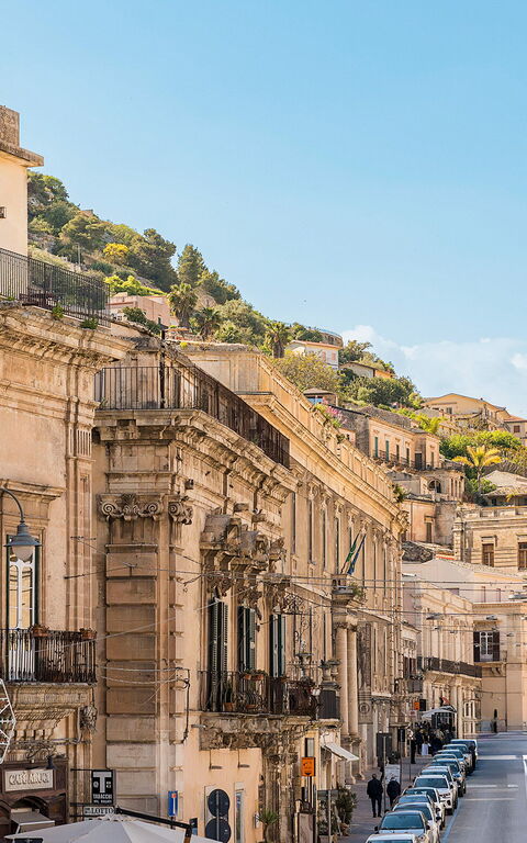 Monumento Apartament: Visningar