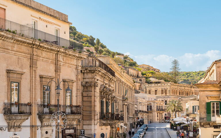 Monumento Apartament: Visningar