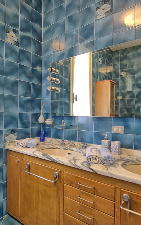 Villa Adriana: Badrum