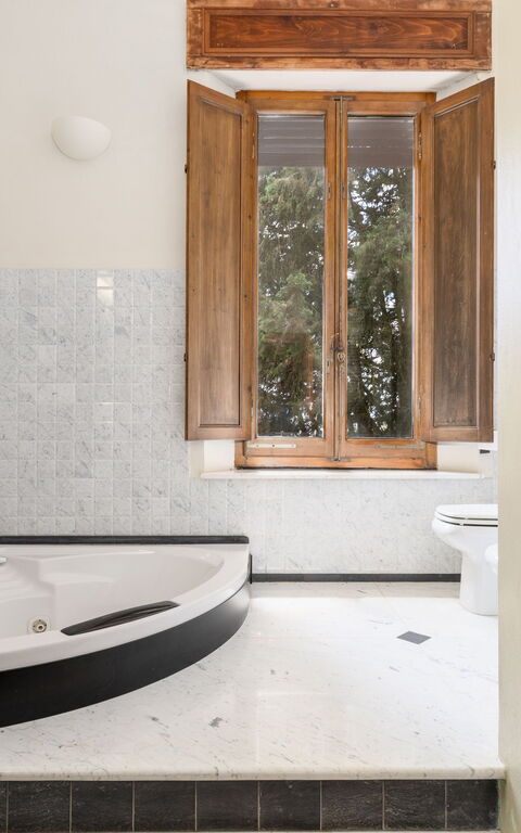 Villa Silvia: badkar, Badrum