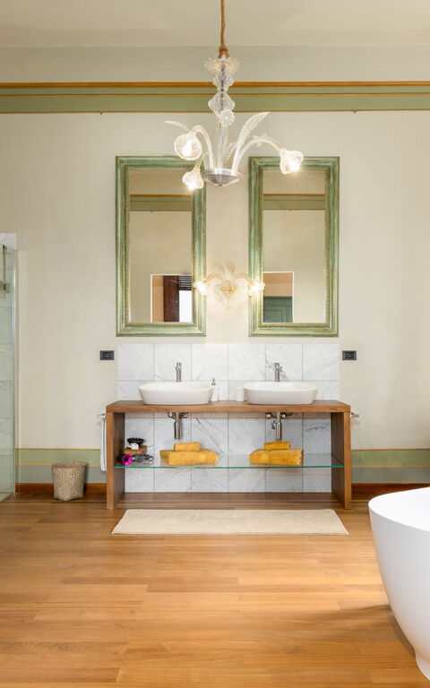 Villa Silvia: Badrum