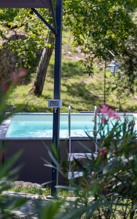 Villanova Lonciano - 2026: Exteriör, slå samman, Utomhus