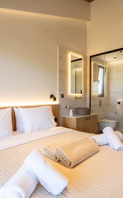 Villa Zen Aphrodite: Badrum, sovrum