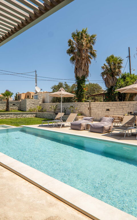 Villa Zen Hephaistos: Exteriör, slå samman, Utomhus