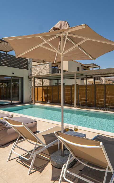 Villa Zen Hephaistos: Exteriör, slå samman, Utomhus