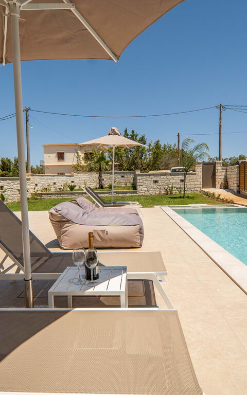 Villa Zen Hera: Exteriör, slå samman, Utomhus