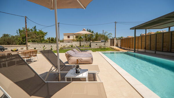 Villa Zen Hera: Exteriör, slå samman, Utomhus