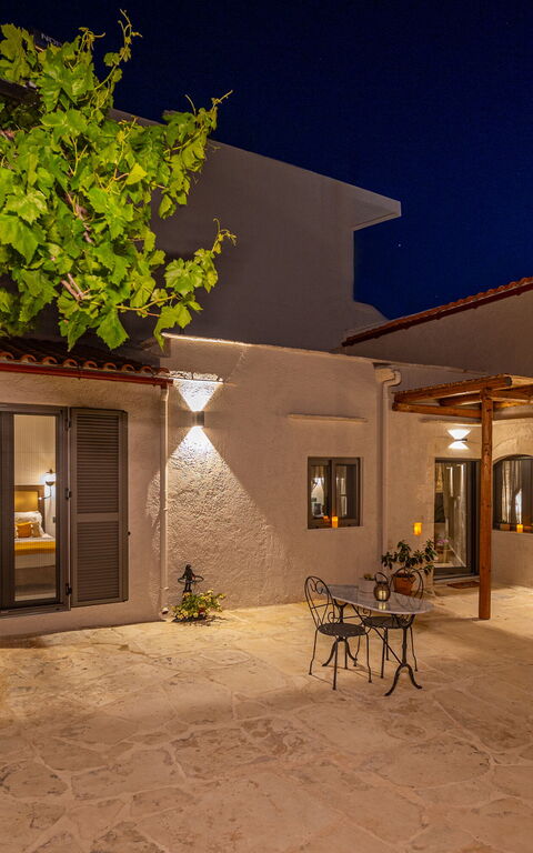 Villa Platon: Exteriör, Utomhus