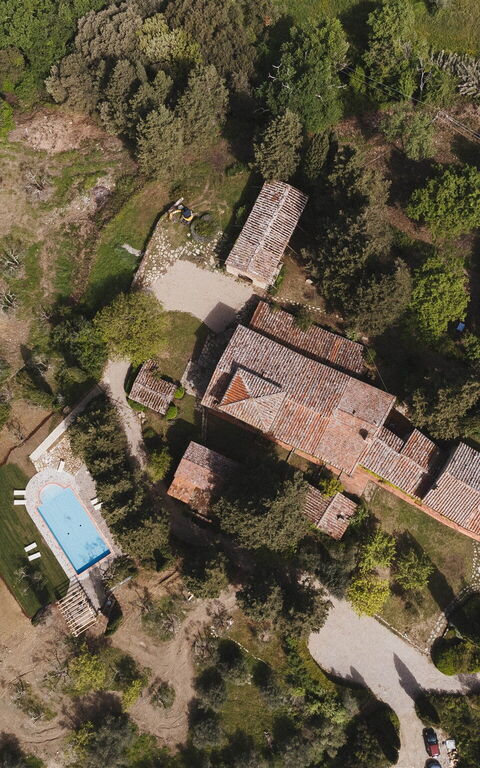 Podere Lupinati: slå samman, Visningar