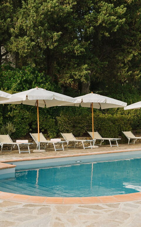 Podere Lupinati: Exteriör, slå samman, Utomhus