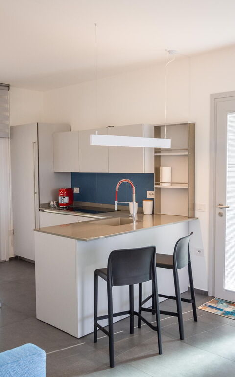 Villa Fior D'acqua: Kök, Lunchrum, Vardagsrum