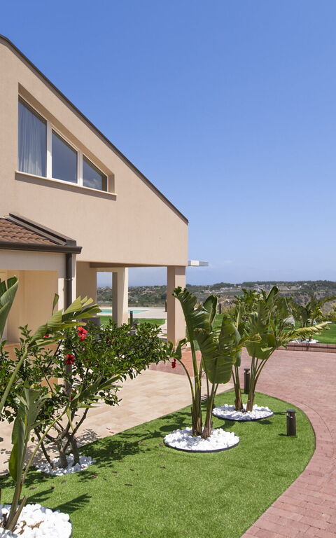 Villa Aversa: Exteriör, Trädgård, Utomhus, Visningar