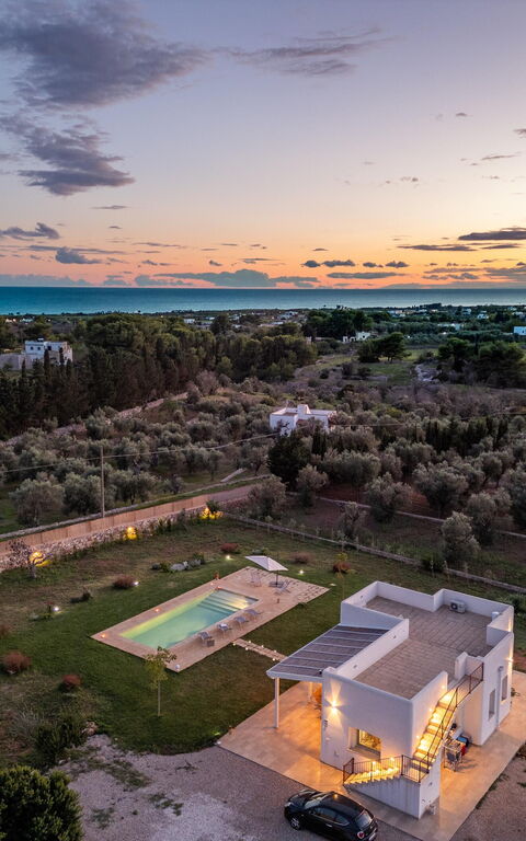 Villa Incantesimo: slå samman, Trädgård, Visningar