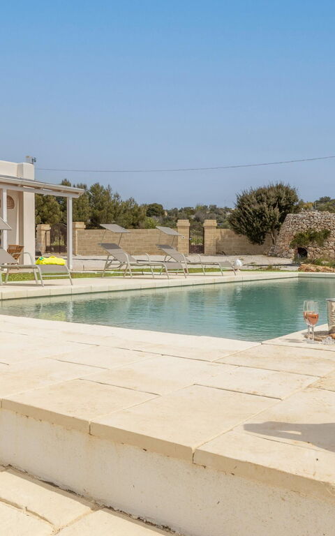 Villa Incantesimo: Exteriör, slå samman, Utomhus