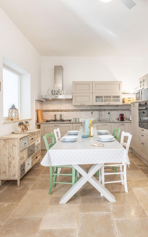 Villa Lampu Di Luce: Kök, Lunchrum, Vardagsrum