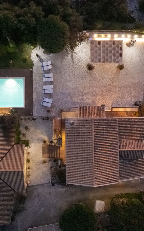 Villa Irida: Utomhus