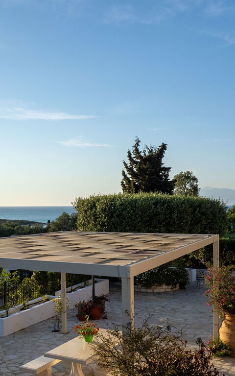 Villa Irida: Utomhus, Visningar