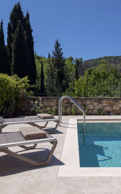 Villa Eleas Ikos: Exteriör, slå samman, Utomhus