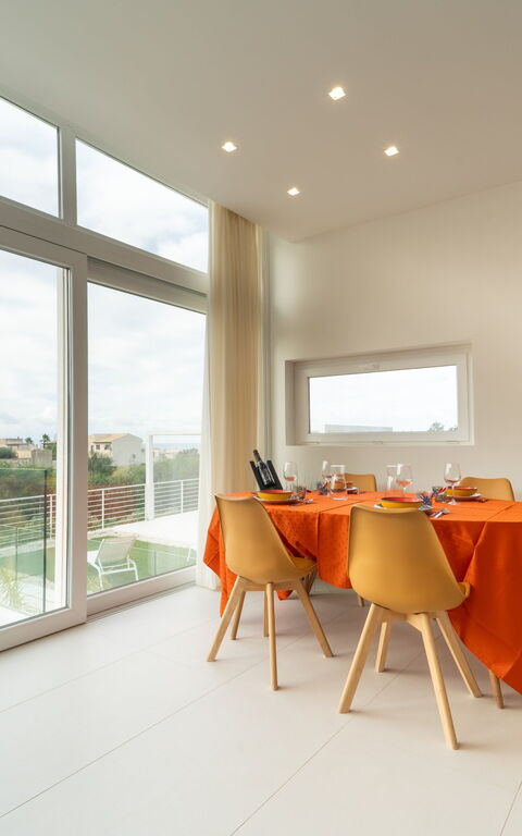 Villa Pizzolungo: Lunchrum, Vardagsrum