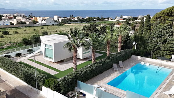 Villa Pizzolungo: slå samman, Utomhus, Visningar