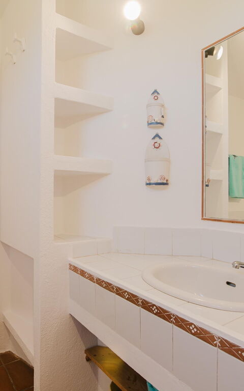 Villa Cala Serena: Badrum