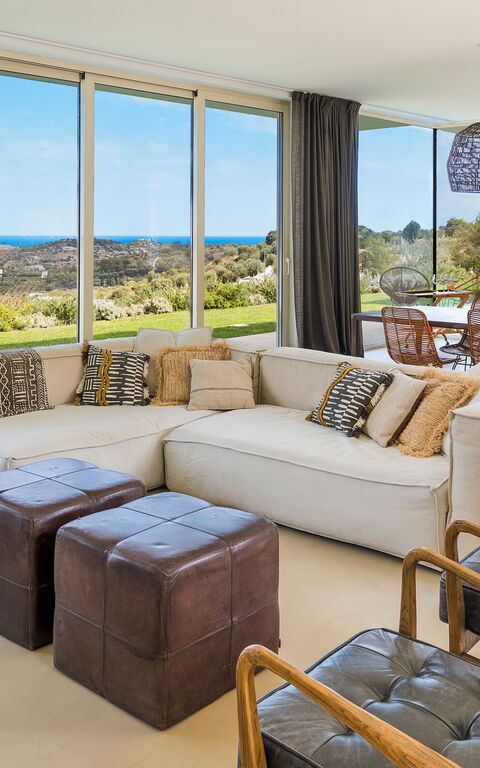 Villa Petite Afrique: Vardagsrum