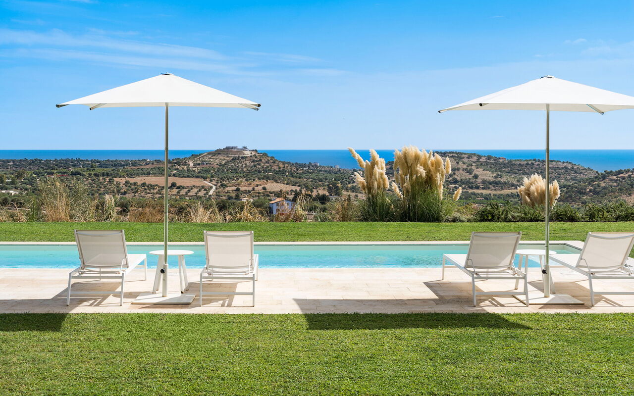 Villa Petite Afrique: Exteriör, slå samman, Trädgård, Utomhus