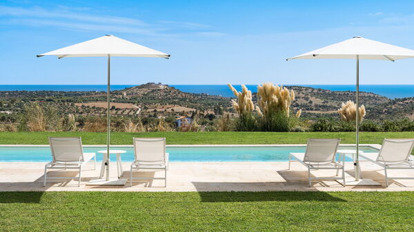 Villa Petite Afrique: Exteriör, slå samman, Trädgård, Utomhus