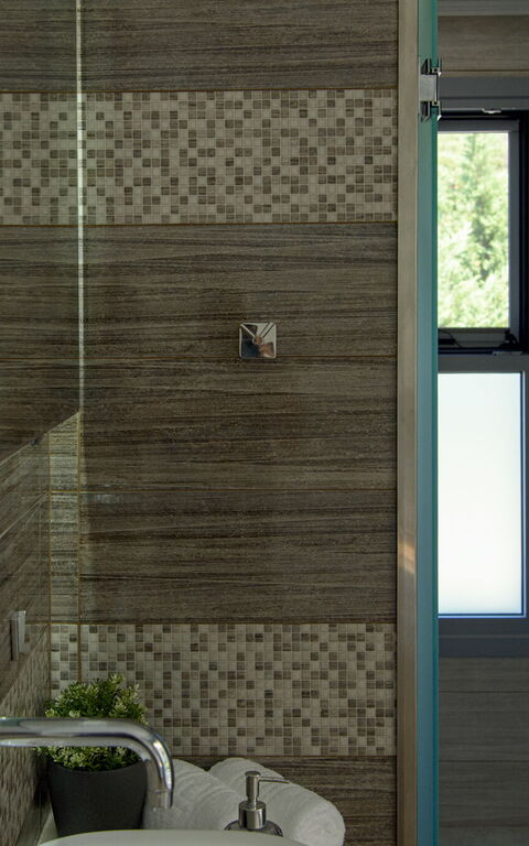 Villa Alkyoni: Badrum