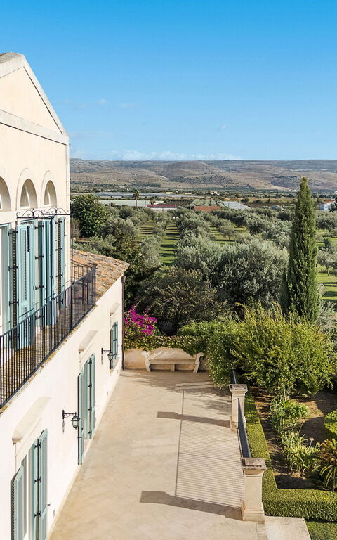 Domus Olivae: Balkong / terrass / uteplats, Exteriör, Trädgård, Utomhus, Visningar