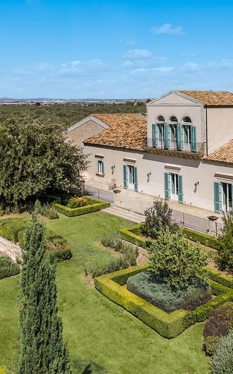 Domus Olivae: Exteriör, Trädgård, Utomhus, Visningar