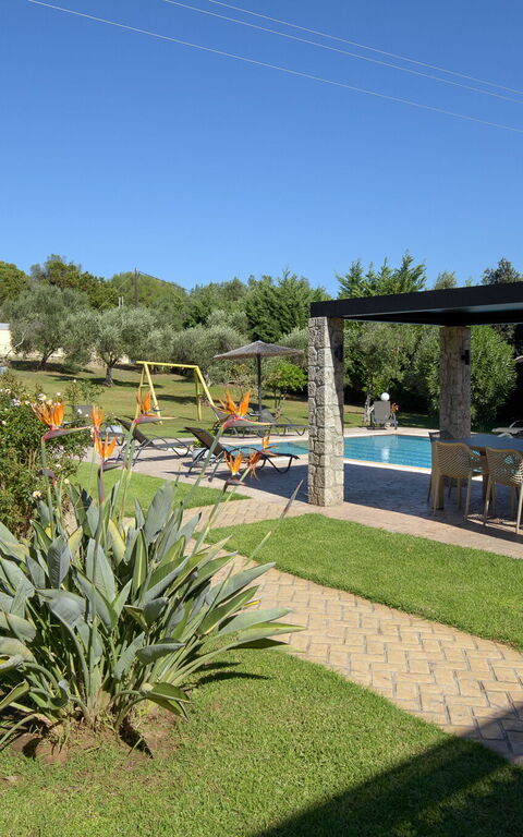 Villa Melitti: Exteriör, Trädgård, Utomhus