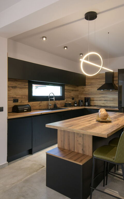 Villa Melitti: Kök, Lunchrum