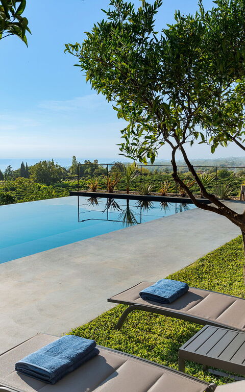 Villa Agrume: Exteriör, Trädgård, Utomhus