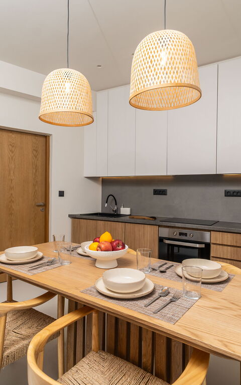 Lofos Horizon Villa: Kök, Lunchrum