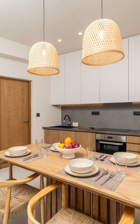 Lofos Horizon Villa: Kök, Lunchrum